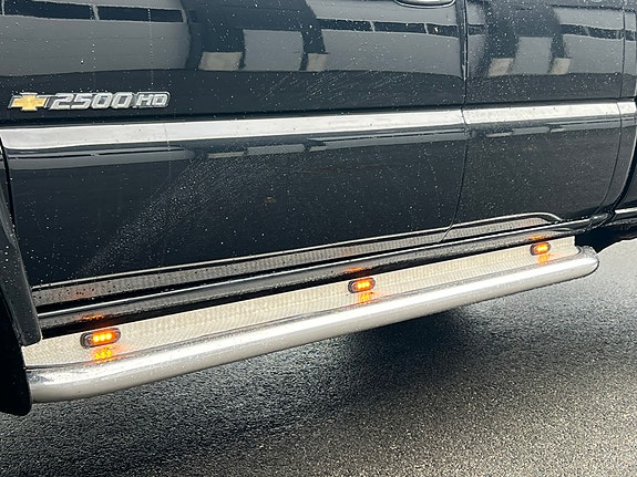 Chevrolet Silverado 2500 8 of 22