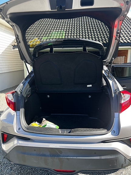 Toyota C-HR 9 of 15