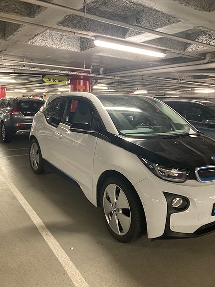 BMW i3 4 of 9