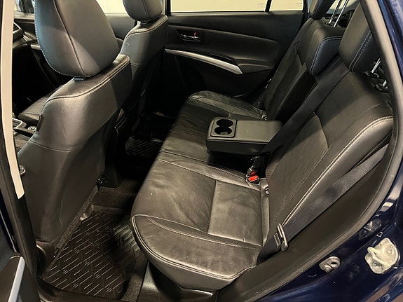 Suzuki SX4 S-Cross 16 of 30
