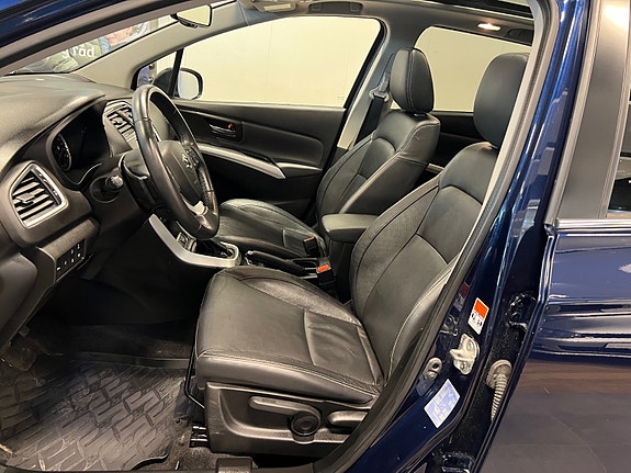 Suzuki SX4 S-Cross 12 of 30