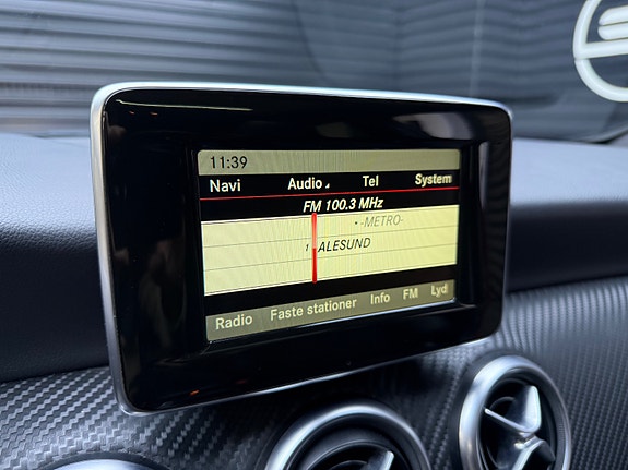 Mercedes-Benz A180 17 of 30