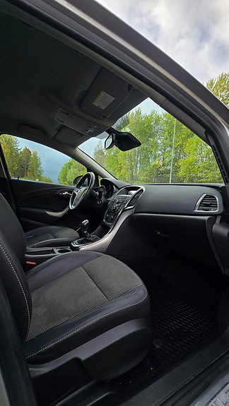 Opel Astra 13 of 19
