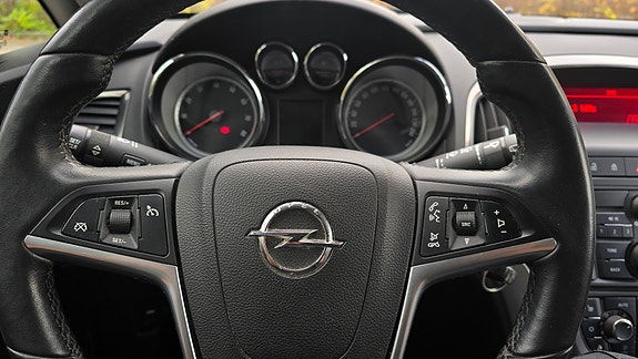 Opel Astra 17 of 19