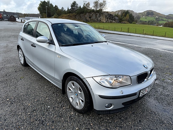 BMW 116i 5 of 7