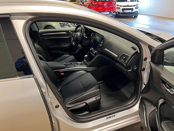 Renault Megane 15 of 30