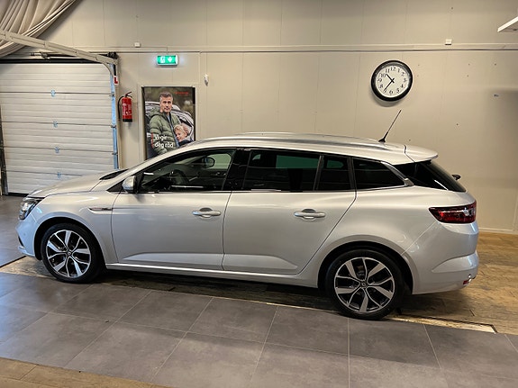 Renault Megane 5 of 30