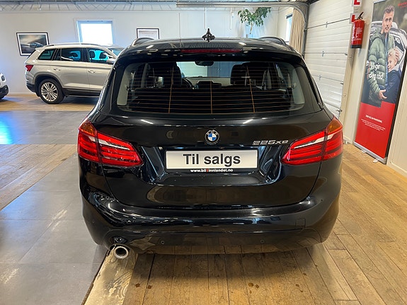 BMW 225xe 6 of 30
