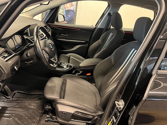 BMW 225xe 15 of 30