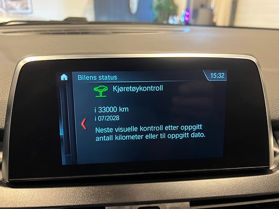 BMW 225xe 29 of 30