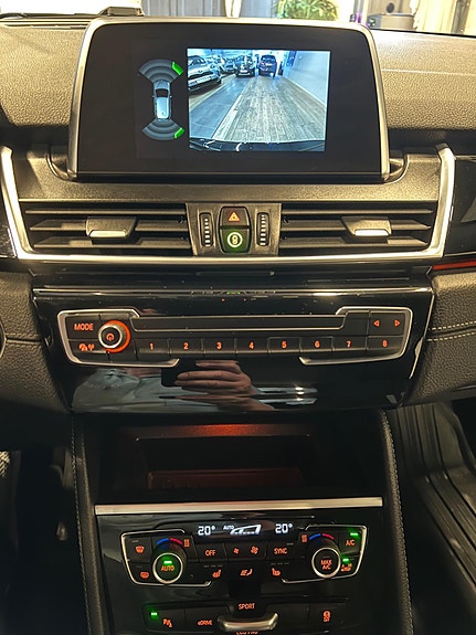 BMW 225xe 20 of 30