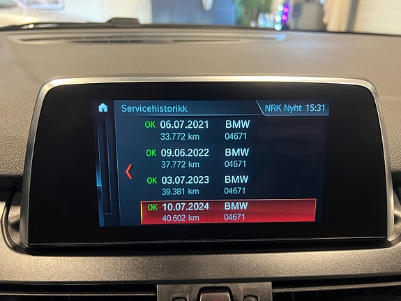 BMW 225xe 25 of 30