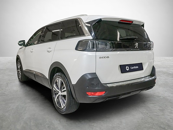 Peugeot 5008 3 of 24