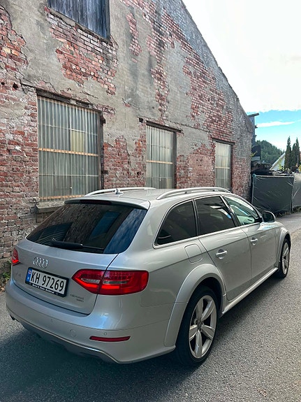Audi A4 allroad 3 of 22