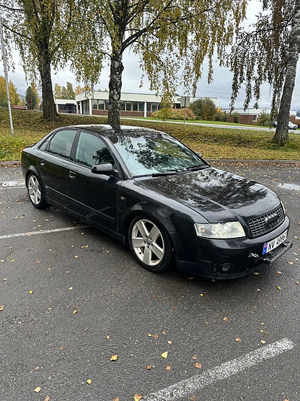 Audi A4 5 of 16
