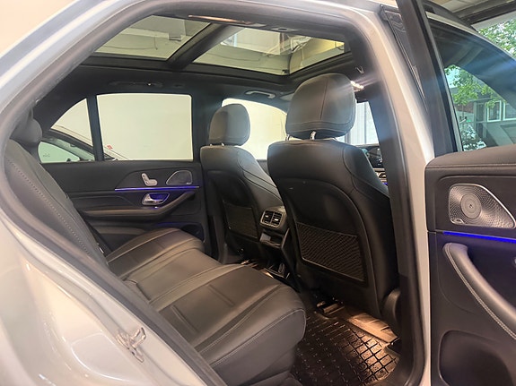 Mercedes-Benz GLE350 de 17 of 30