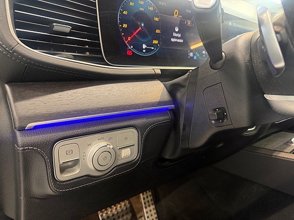 Mercedes-Benz GLE350 de 13 of 30