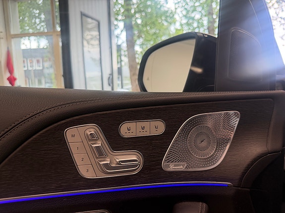 Mercedes-Benz GLE350 de 14 of 30