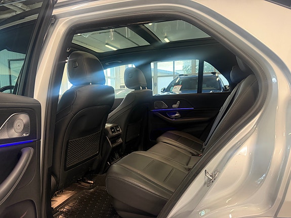 Mercedes-Benz GLE350 de 15 of 30