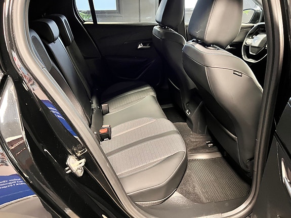 Peugeot 208 14 of 25