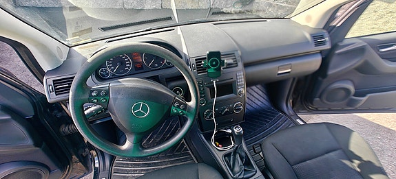 Mercedes-Benz A160 d 11 of 17