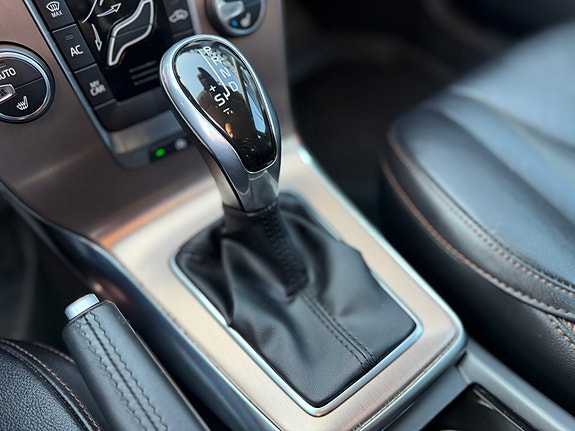 Volvo V40 Cross Country 20 of 23