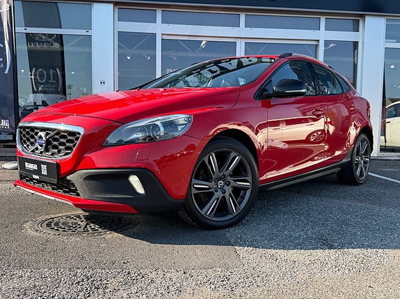 Volvo V40 Cross Country 6 of 23
