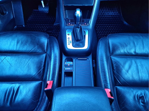 Volkswagen Tiguan 13 of 26
