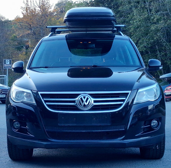 Volkswagen Tiguan 3 of 26