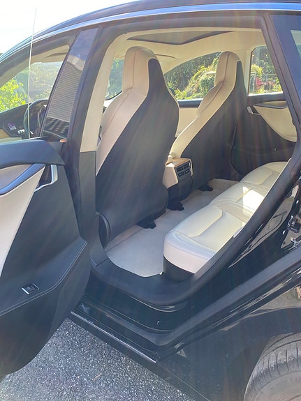 Tesla Model S 4 of 15