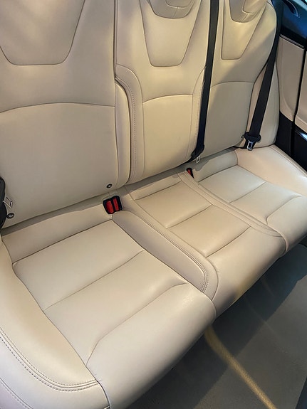 Tesla Model S 13 of 15