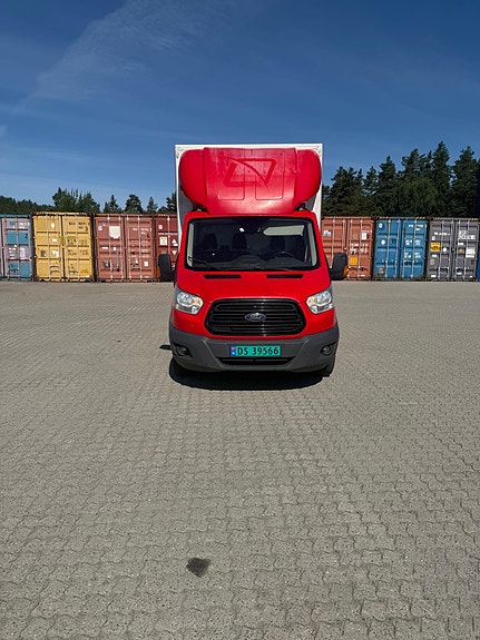 Ford Transit 350L Van 4 of 7