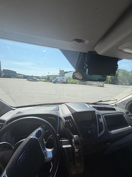 Ford Transit 350L Van 5 of 7