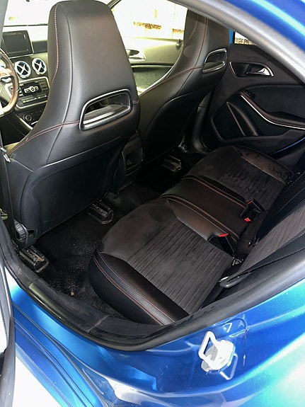 Mercedes-Benz A180 8 of 15