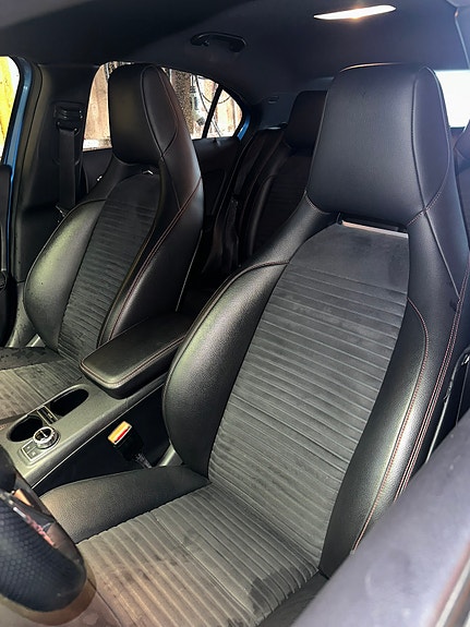 Mercedes-Benz A180 6 of 15