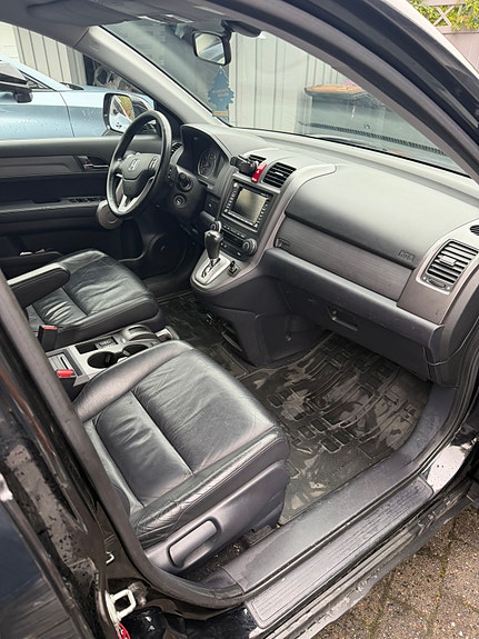 Honda CR-V 12 of 30