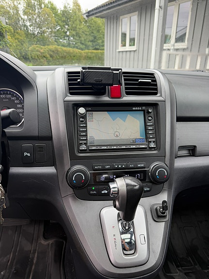Honda CR-V 21 of 30
