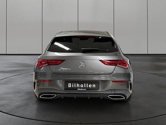 Mercedes-Benz CLA180 4 of 30