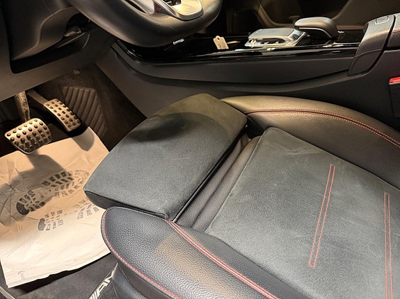 Mercedes-Benz CLA180 12 of 30