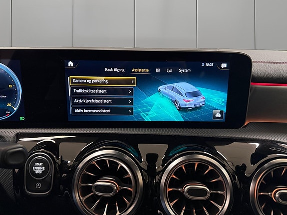 Mercedes-Benz CLA180 17 of 30