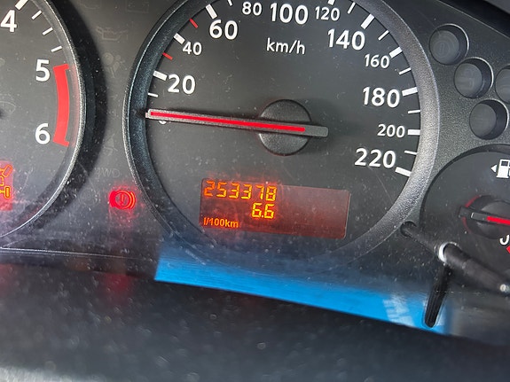 Nissan Navara 13 of 25