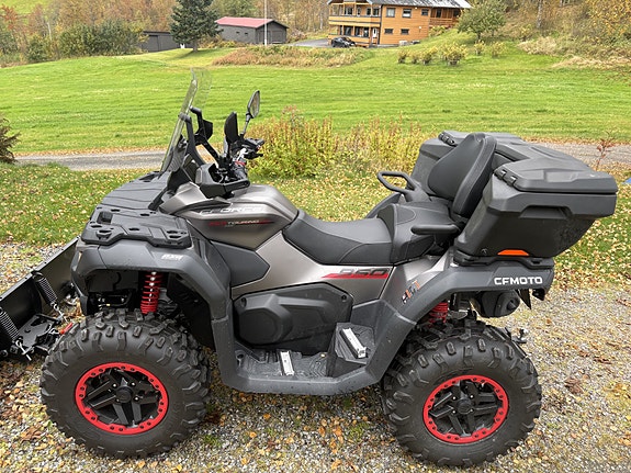 CFMOTO CForce 850 Touring 2 of 5