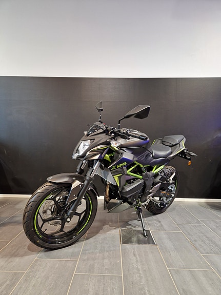 Kawasaki Z 125 8 of 9