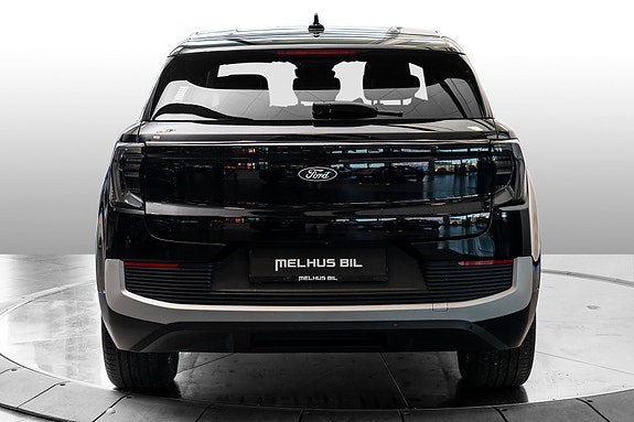 Ford Explorer 7 of 25