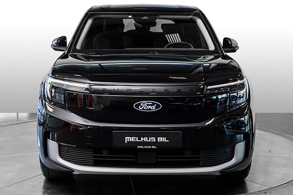 Ford Explorer 2 of 25