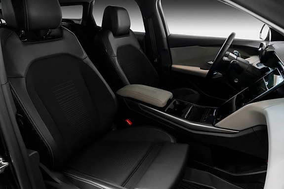 Ford Explorer 24 of 25