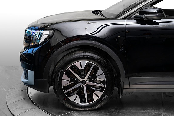 Ford Explorer 4 of 25