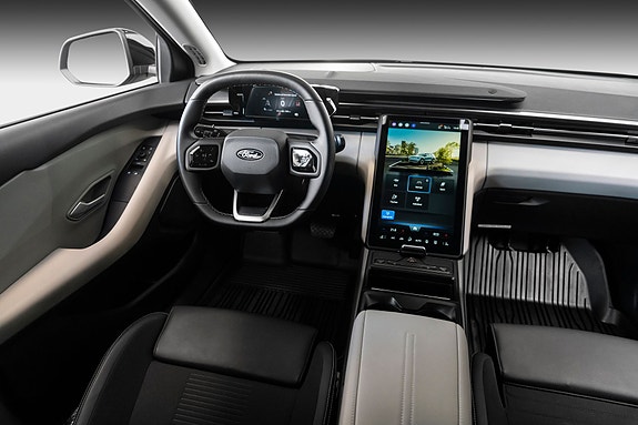 Ford Explorer 20 of 25