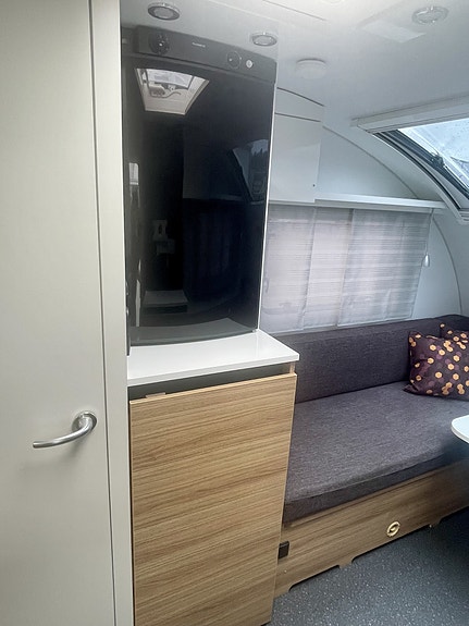 Adria ACTION 361 LH 2022 – STRØKEN VOGN MED MOVER OG LITHIUM! 10 of 25