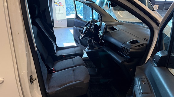 Citroen Berlingo 6 of 8